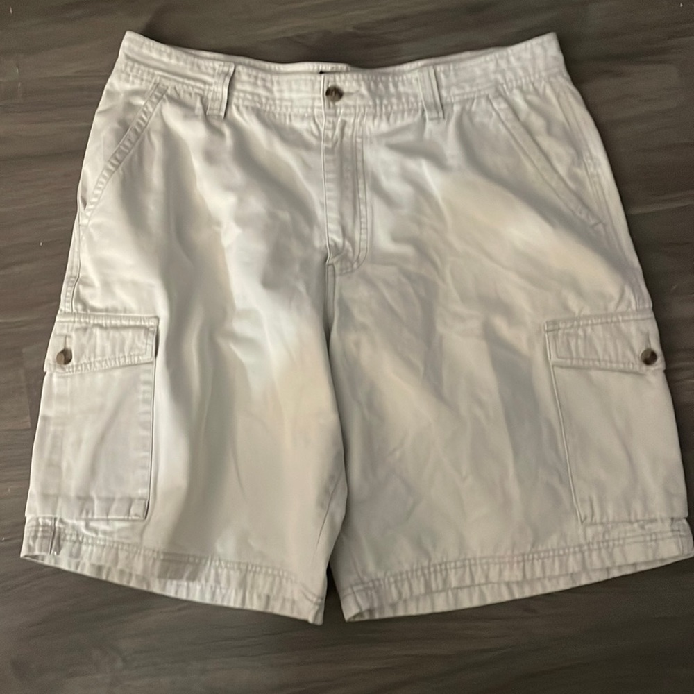 Mens Size 38 Prefab Shorts